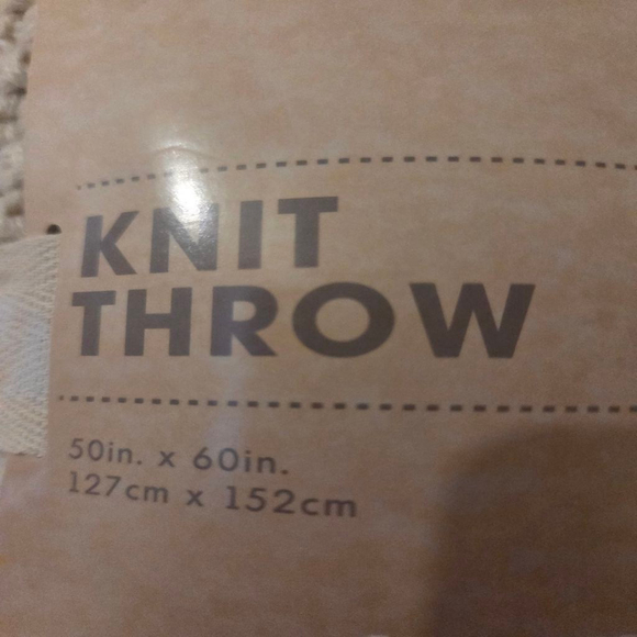 INK + IVY Beige Knit Throw Blanket 50in x 60in - Picture 6 of 9